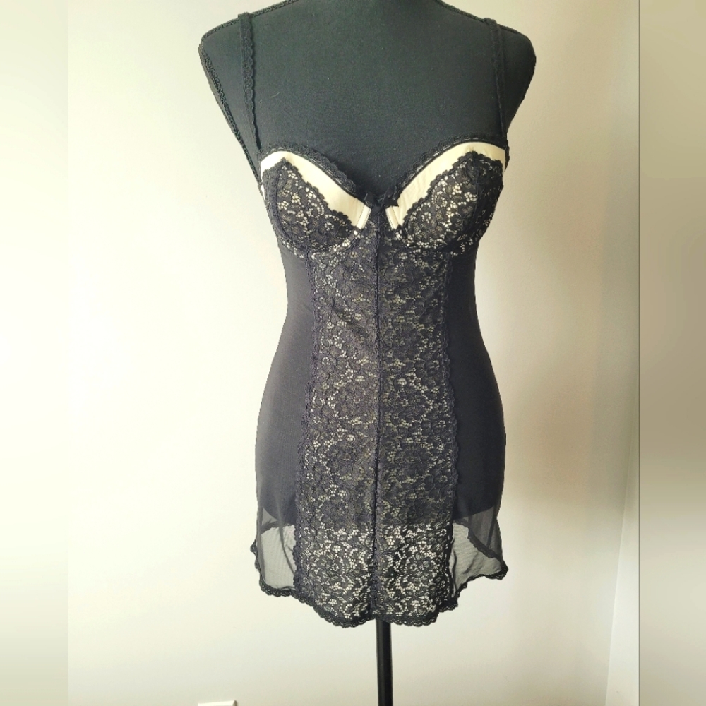 Victoria's secret black and cream camisole with built-in bra